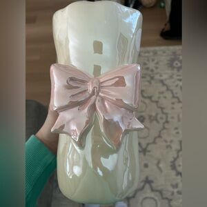 coquette bow vase